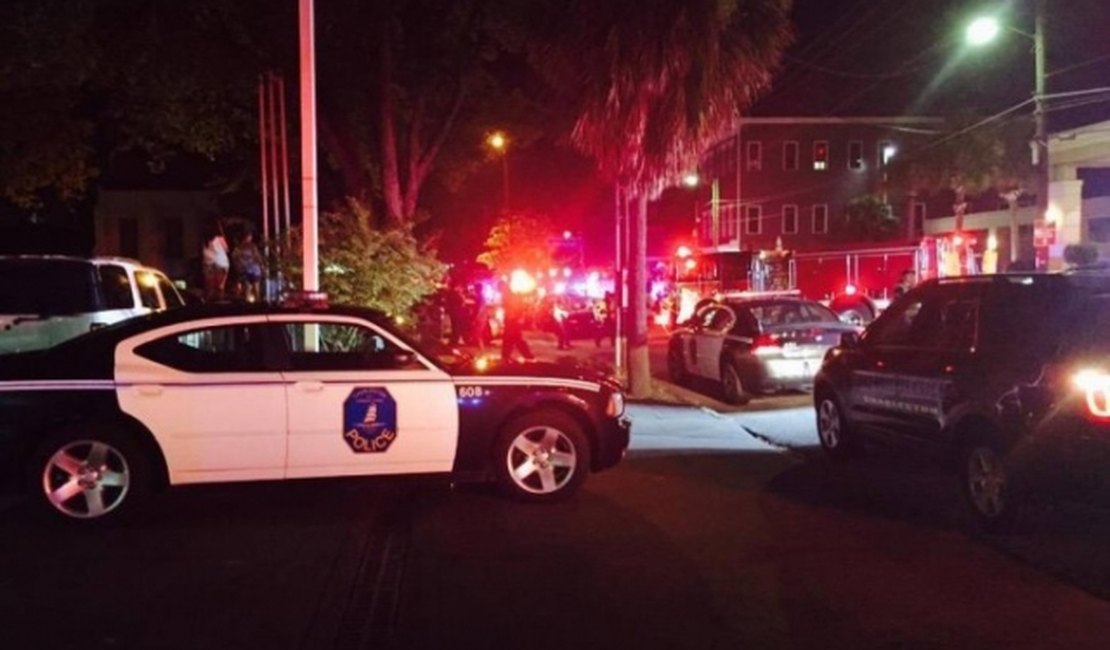 FBI identifica suspeito de matar nove em igreja de comunidade negra nos EUA