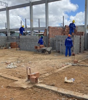 Prefeitura avança na construção do novo Mercado Público do Jacintinho