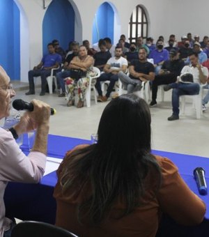 Ronaldo Lopes garante salários dos servidores do SAAE de Penedo até a aposentadoria