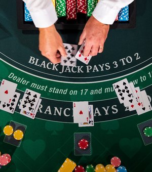 O que você deve saber sobre jogar o icônico jogo de Blackjack?