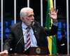 Jaques Wagner deixa liderança do governo no Senado após conversa com Lula
