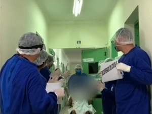 Após alta da UTI, equipe médica aplaude paciente com covid-19 em Maceió