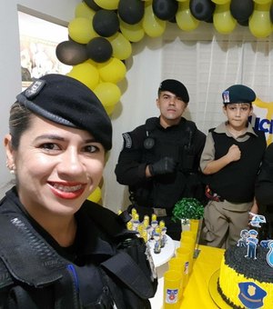 Criança de Arapiraca escolhe 'polícia' como tema de aniversário 