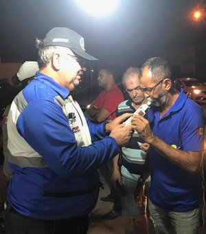 Blitzes da Lei Seca flagram oito motoristas sob efeito de álcool em Maceió