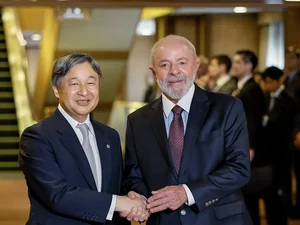 'Não adianta pedir anistia antes do julgamento', diz Lula no Japão