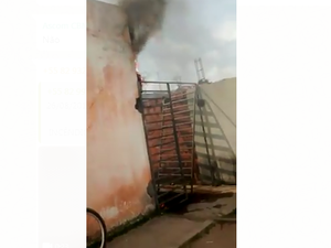 [Vídeo] Incêndio em Escola Municipal em Paripueira causa pânico