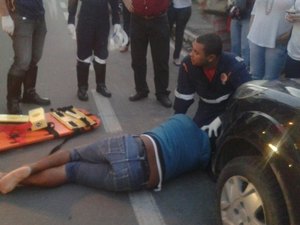 Homem sofre convulsão e desmaia no centro de Arapiraca