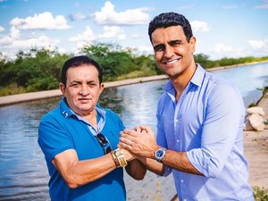 JHC visita Delmiro Gouveia e se reúne com ex-prefeito Lula Cabeleira