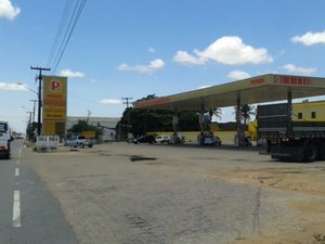 Dono de posto de combustível é morto à tiros no bairro Canafístula