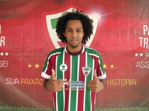 CSE apresenta atacante Zé Paulo e volante Jeferson Piauí