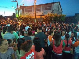 Sepultamento de professor comove moradores de Porto Calvo e Jacuípe