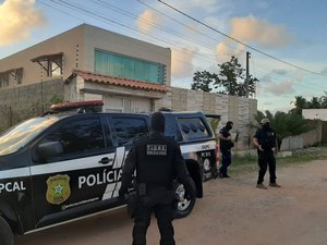 Acusado de triplo homicídio na Paraíba é preso em casa de luxo no Francês