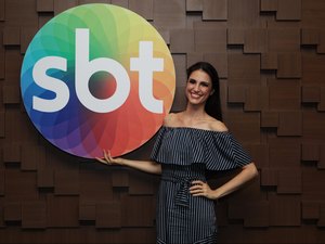 Silvio dá folga a comentaristas e Triturando vira Notícias Impressionantes