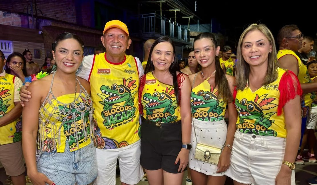 Bloco de carnaval lotado anima família Cavalcante para sucessão no Passo de Camaragibe