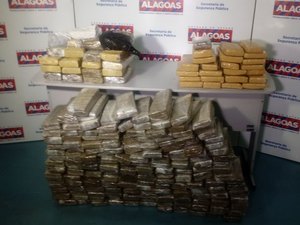 Polícia desarticula quadrilha e apreende mais de 140 kg de maconha em Alagoas