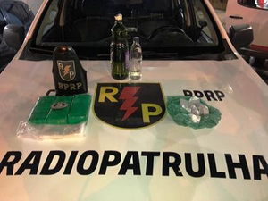 Suspeito de tráfico consegue fugir e deixa drogas para trás na Grota do Cigano 