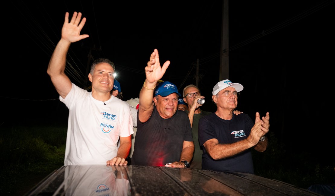 Caravana de Renan Filho encerra agenda com grande mobilização em P. de Pedras e Milagres