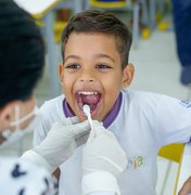 Secretaria da Primeira Infância leva atendimentos odontológicos para creche Cria na Grota do Cigano