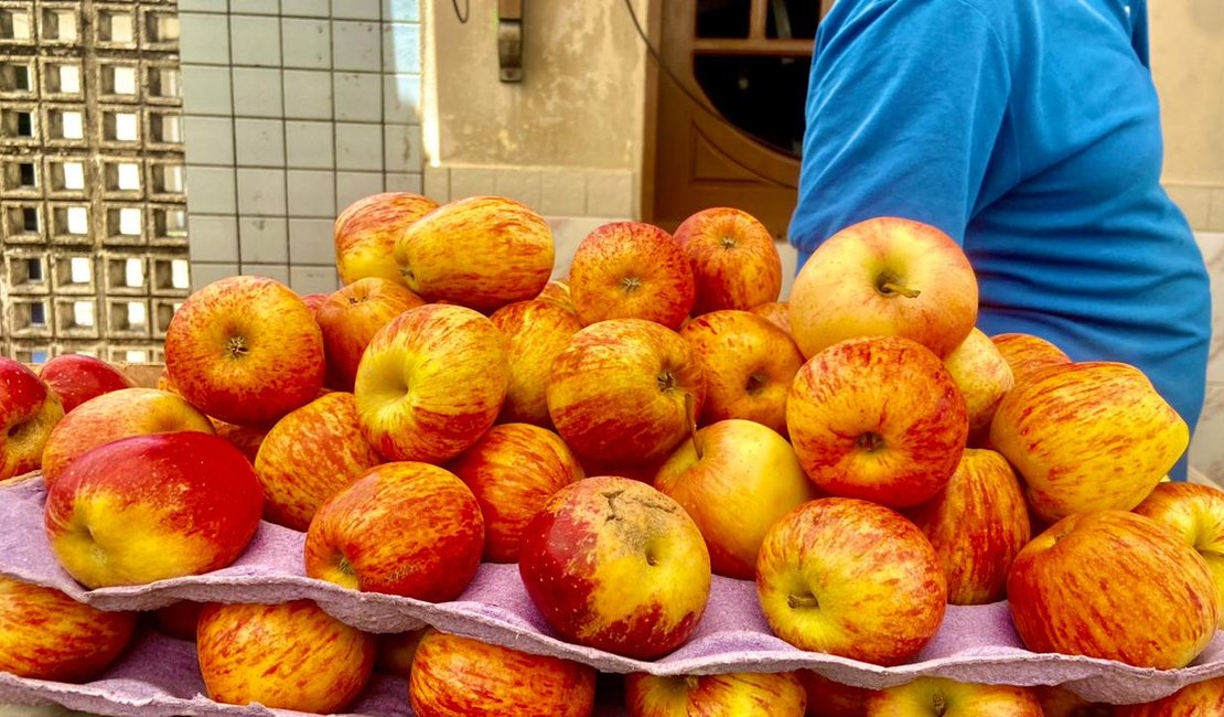 Unidade da maçã agora custa R$ 1,25 em Maragogi