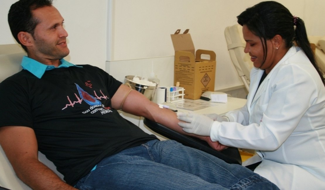 Hemoal realiza coleta de sangue no Campus da Ufal