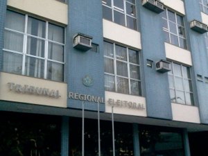 Partidos políticos devem regularizar inscrições no CNPJ para concorrer eleições municipais