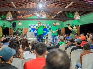 Em Taquarana: Bastinho se reúne com jovens e ouve necessidades enfrentadas por eles