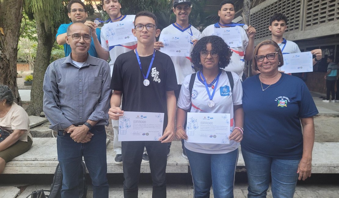 Rede estadual é ouro e prata na Maratona Alagoana de Raciocínio Lógico