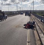 Acidente de trânsito é registrado na Ponte Divaldo Suruagy