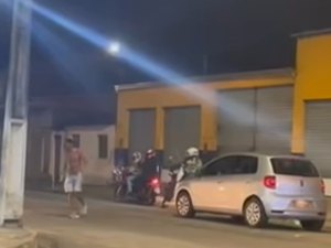 Após jogo, ônibus é apedrejado e torcedores do CSA são perseguidos e espancados em Maceió