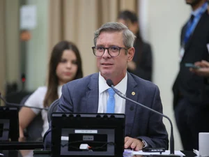 Por iniciativa de Cabo Bebeto, ex-ministro Gilson Machado é agraciado com título de Cidadão de Alagoas