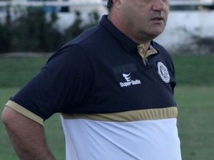 Vica recebe proposta para assumir o Confiança (SE)