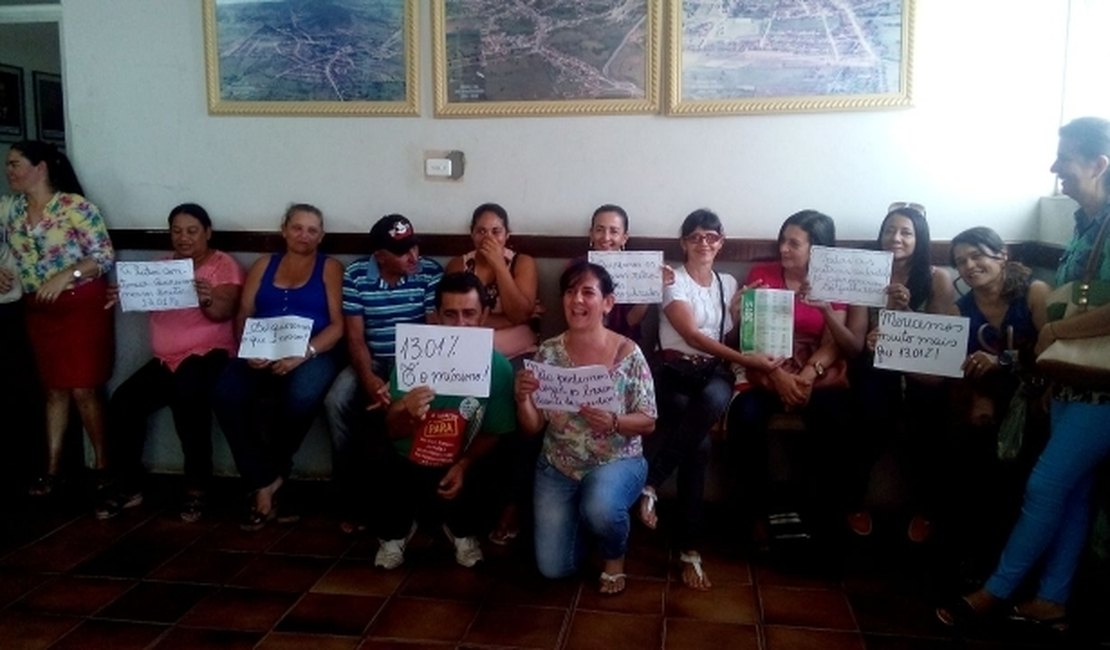 Professores de Igaci podem deflagrar greve por falta de negociações com o prefeito