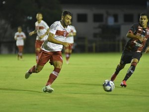 CRB perde invencibilidade para o Vitória em Salvador