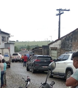 Polícia Científica realiza perícia em casa de bebê encontrado morto em Chã Preta