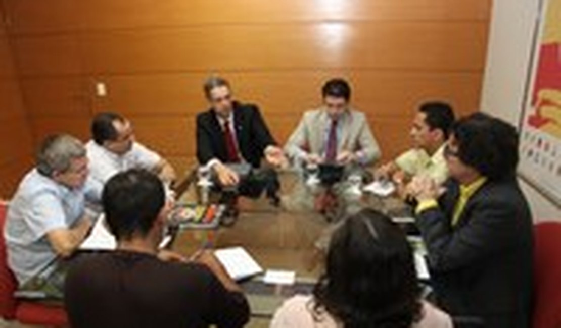 Representantes do Governo e da Uneal alinham ações e investimentos 