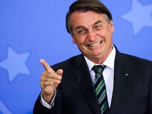 Bloqueado em redes sociais, Bolsonaro busca Telegram para propagar fake news