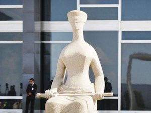 CNJ pode aprovar auxílio-moradia para juízes nesta terça
