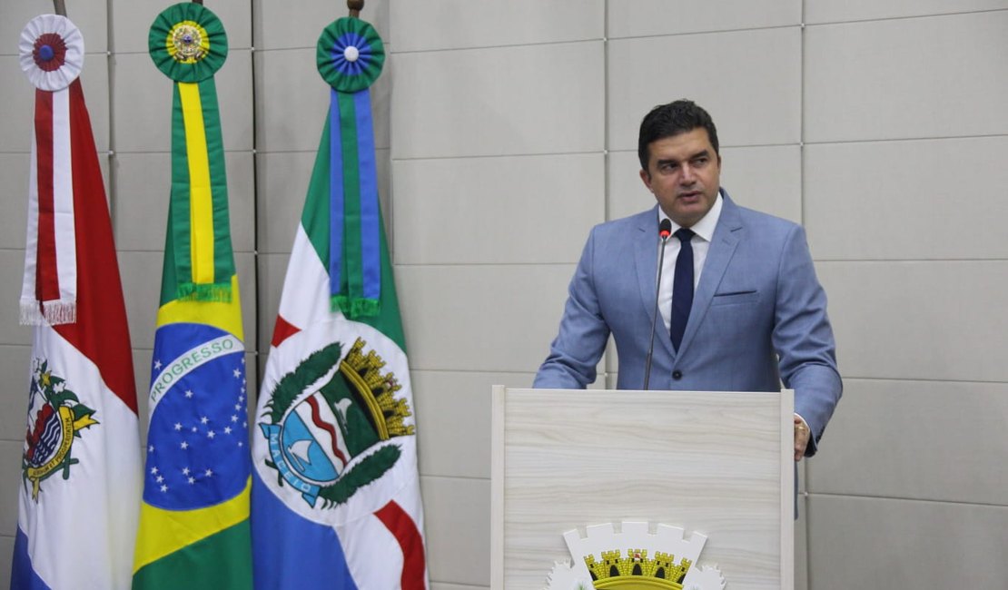 Com Kelmann aliado de JHC, Rui Palmeira desponta como porta-voz da oposição na Câmara de Maceió