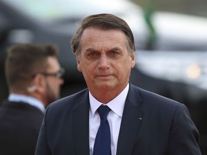 Bolsonaro confirma militar para a presidência da Apex