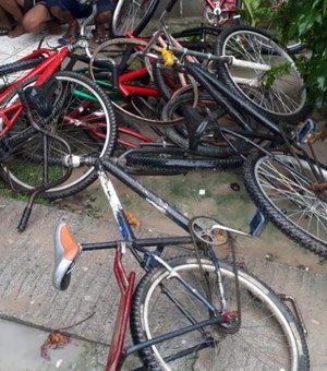 Adolescentes mantinham desmanche de bicicletas em Luziápolis