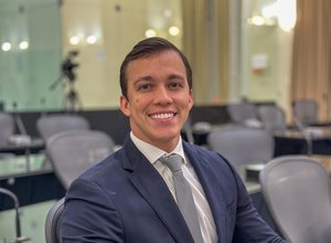 Deputado Leonam consolida liderança política em Alagoas com 43 leis aprovadas em 2024