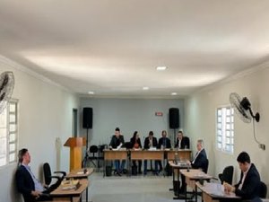 Vereadores em Olivença aprovam reparcelamento de dívida do município sem saberem o valor