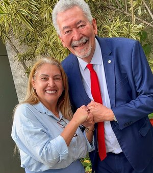 Em Palmeira dos Índios, vice-prefeita oficializa candidatura para impulsionar projeto de Paulão