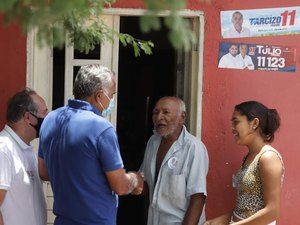 Tarcizo Freire percorre vilas São Francisco e Fernandes