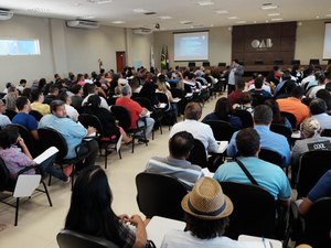 Candidatos a conselheiro tutelar realizam capacitação