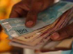 Salário mínimo terá novo aumento a partir de janeiro de 2017