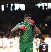 Bola de Ouro 2024: Dibu Martínez vence o Troféu Yashin de melhor goleiro do mundo