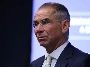 Novo advogado de Vorcaro já defendeu José Dirceu e Braga Netto