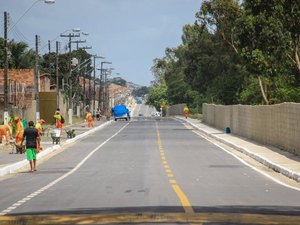 Comunidade da Ufal é beneficiada com Avenida Paulo Holanda