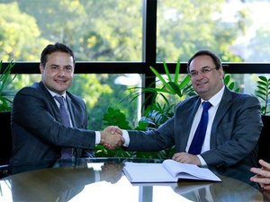 Governador toma posse para segundo mandato nesta terça-feira